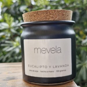 Vela eucalipto Lavanda en envase cerámico y mecha de madera